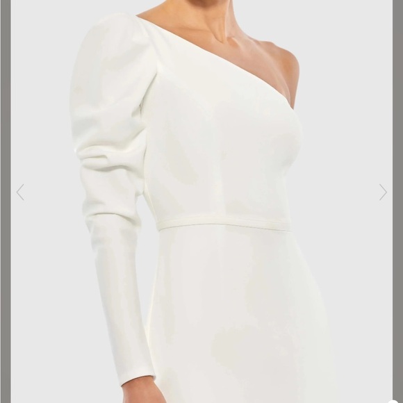 Mac Duggal White One-Shoulder Juliet Sleeve Asymmetric Neck Gown - Picture 2 of 8